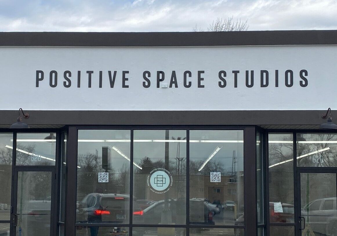 imgi_13_image2-1-1-circle-0489eab4544a3e69380a87cb8572090a-gst2afzebd8p